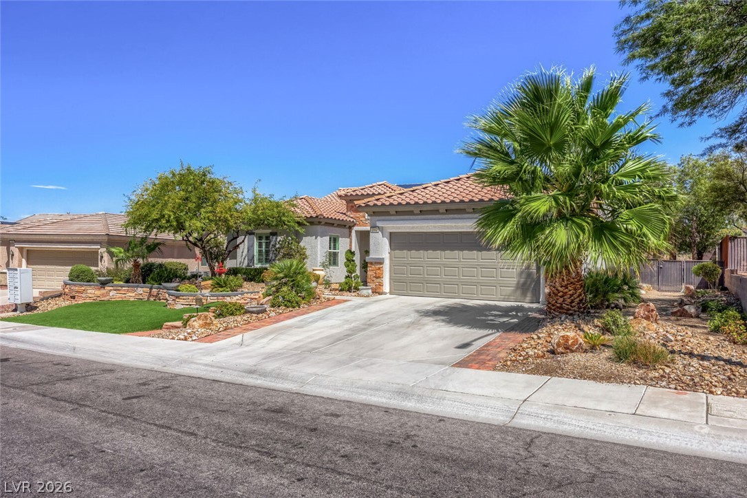 2992 Foxtail Creek Avenue Henderson NV 89052
