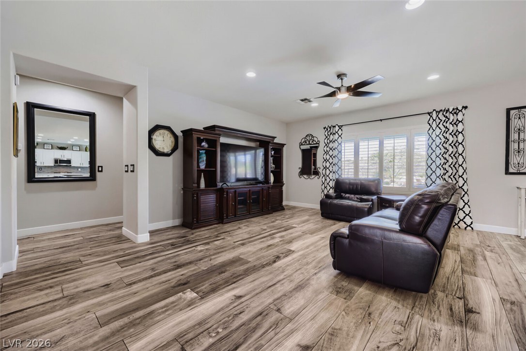 2992 Foxtail Creek Avenue Henderson NV 89052