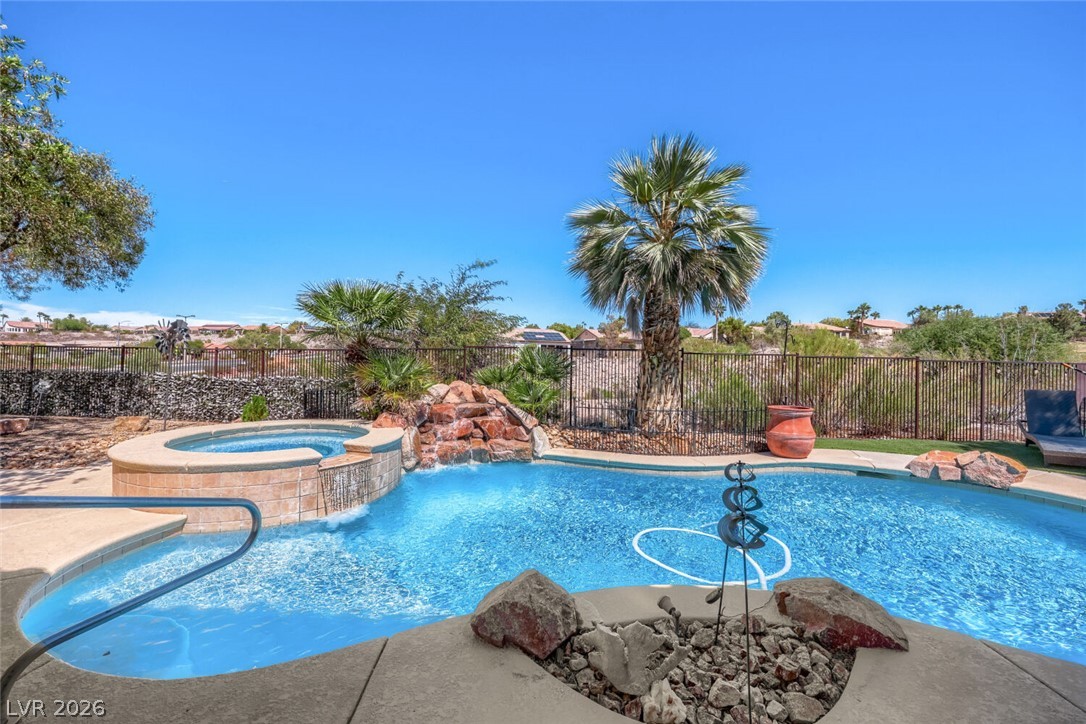 2992 Foxtail Creek Avenue Henderson NV 89052