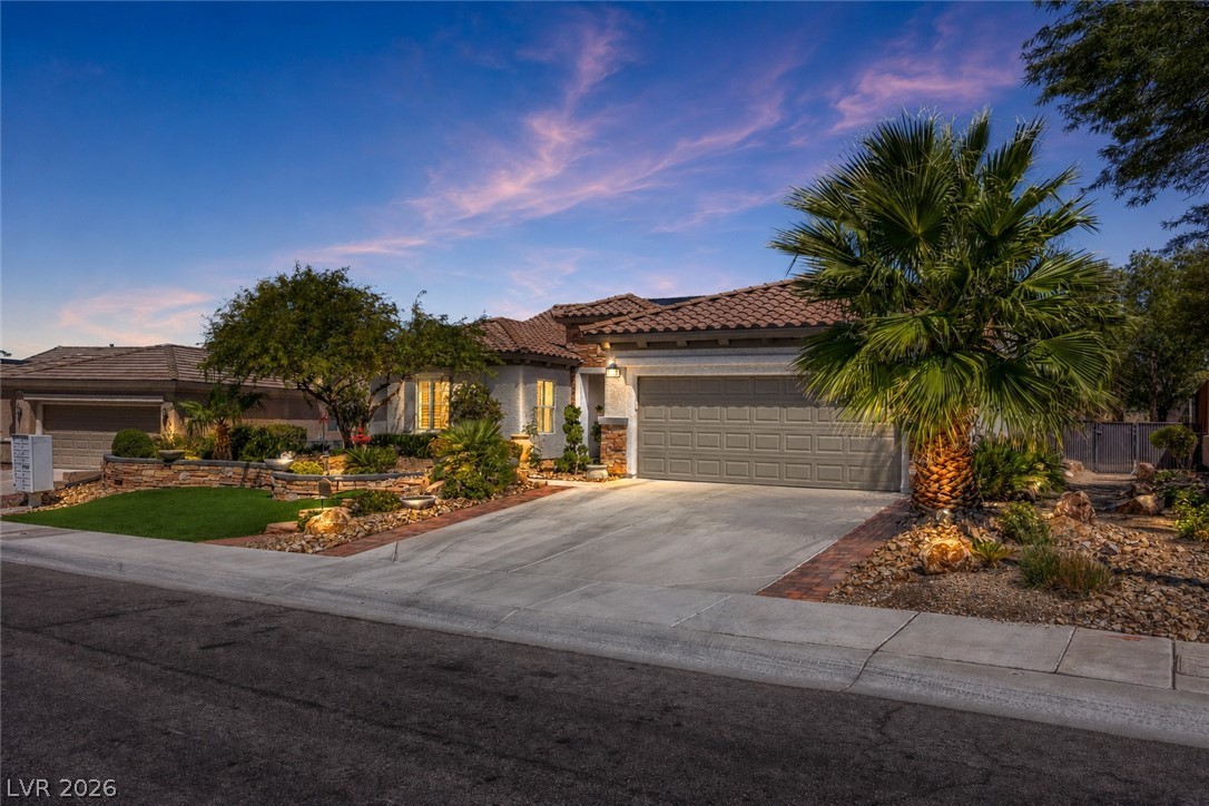 2992 Foxtail Creek Avenue Henderson NV 89052