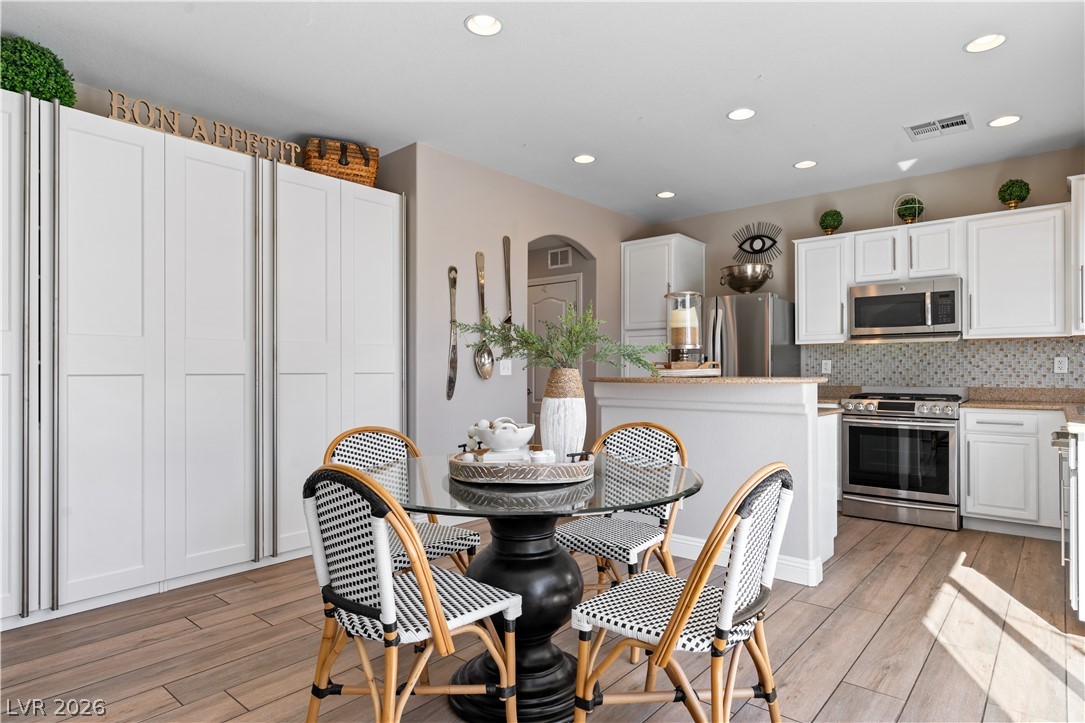 10464 Mulvaney Circle Las Vegas NV 89141