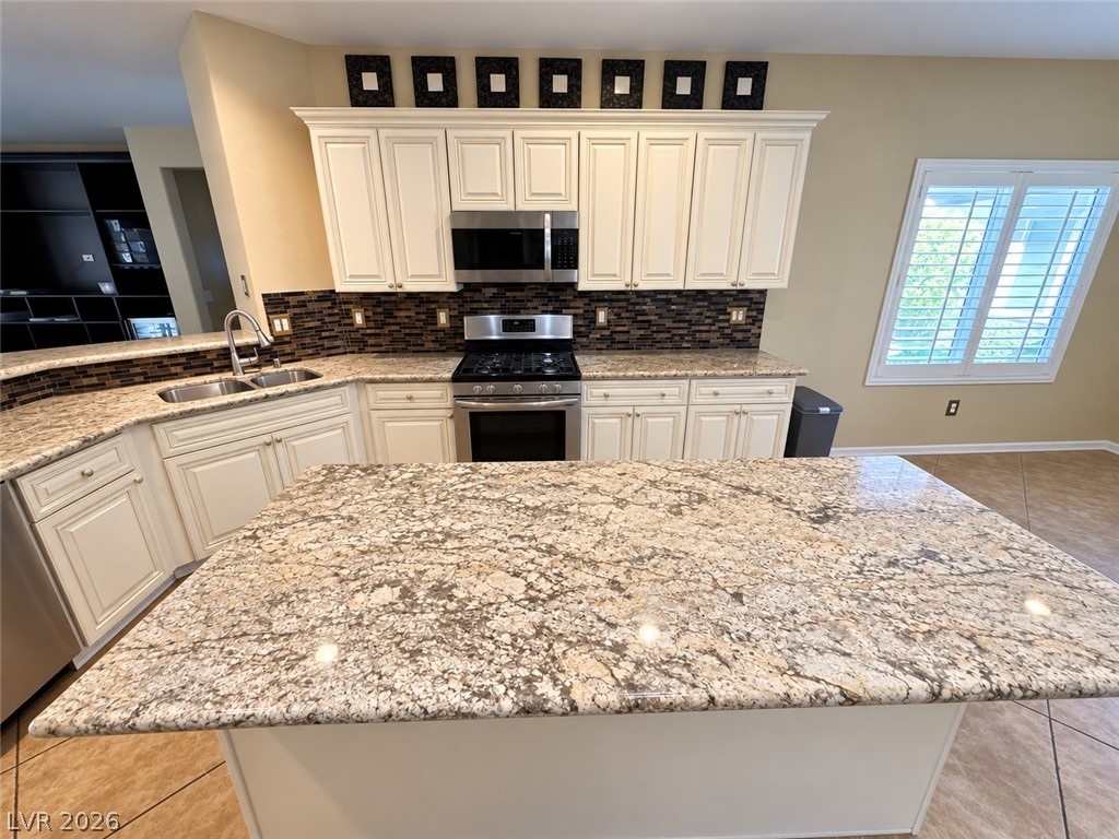 2309 Ozark Plateau Drive Henderson NV 89044