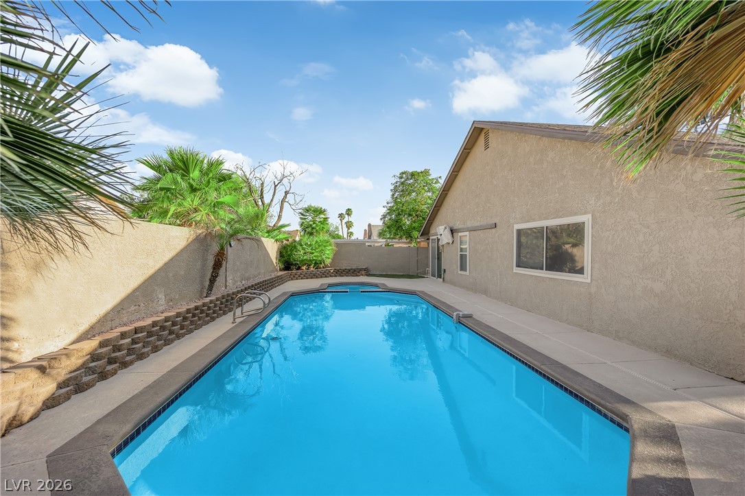 2353 Moorpark Way Henderson NV 89014