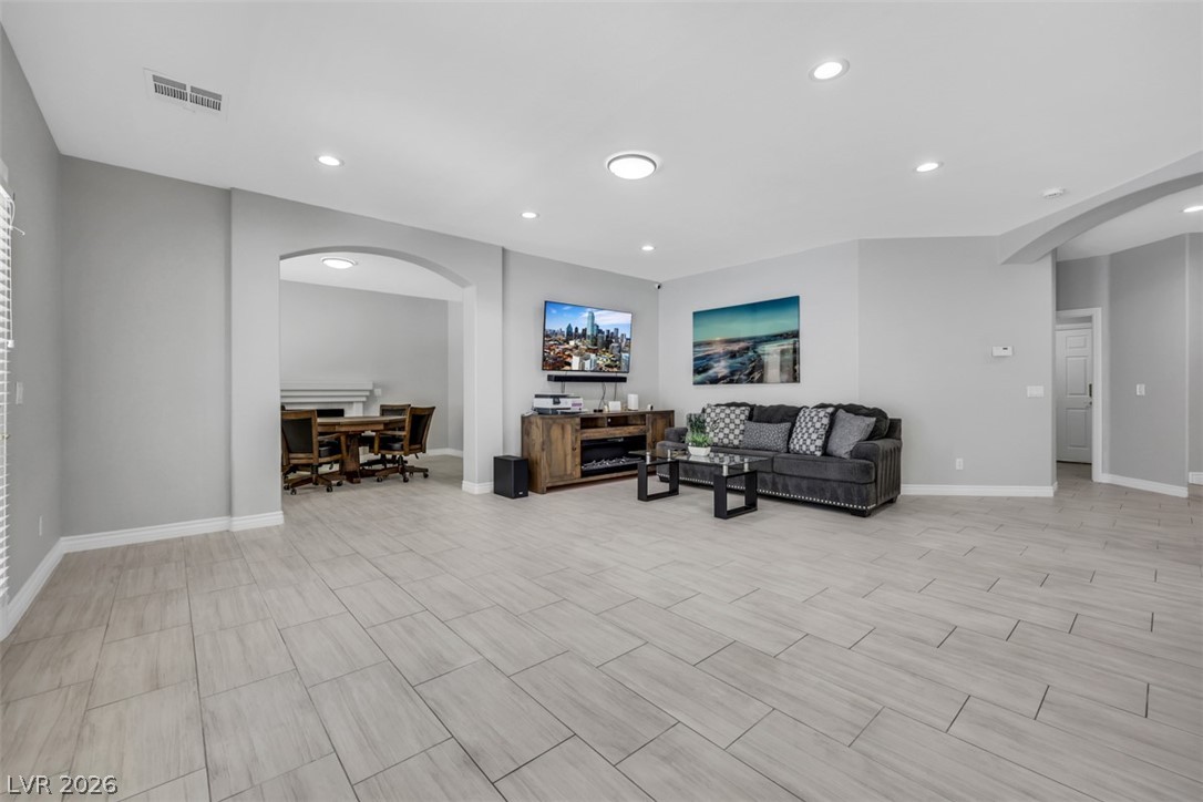 160 Tamarron Cliffs Street Las Vegas NV 89148