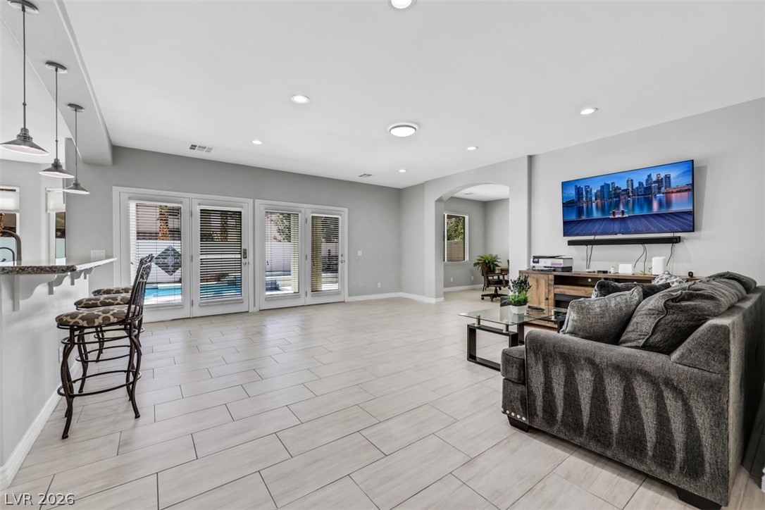 160 Tamarron Cliffs Street Las Vegas NV 89148