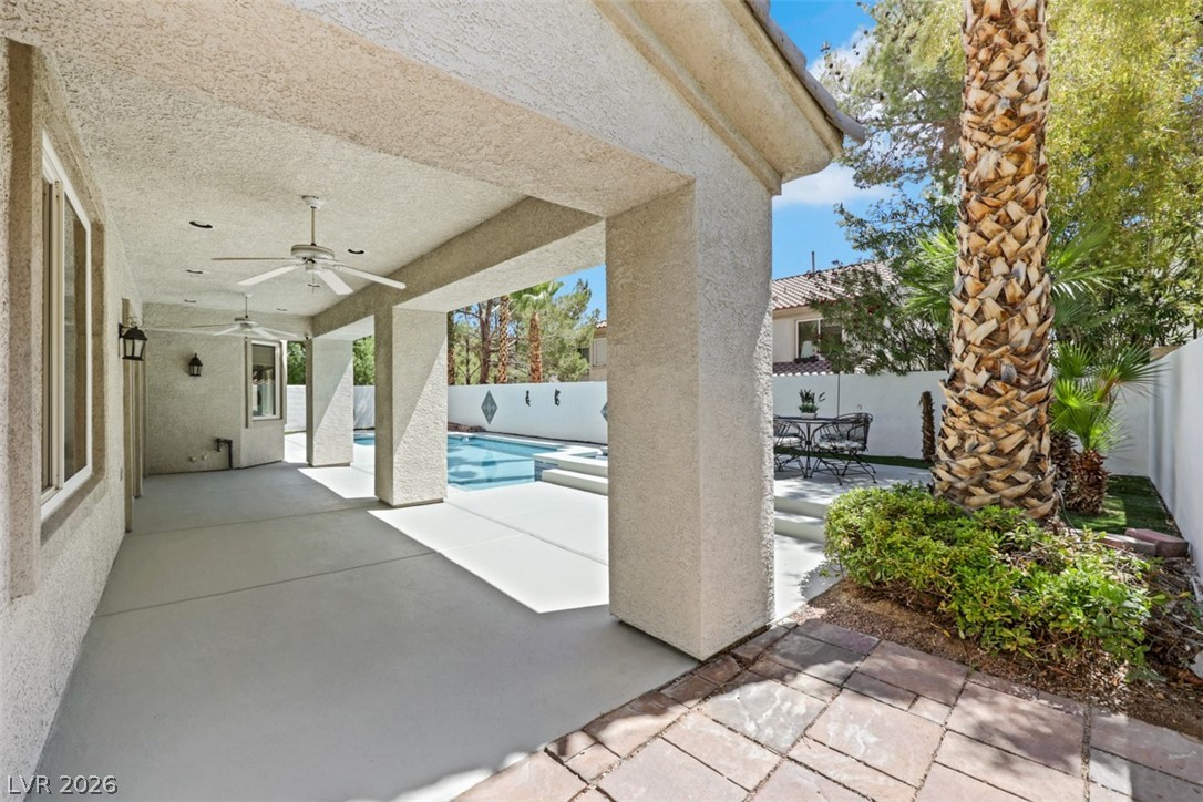 160 Tamarron Cliffs Street Las Vegas NV 89148
