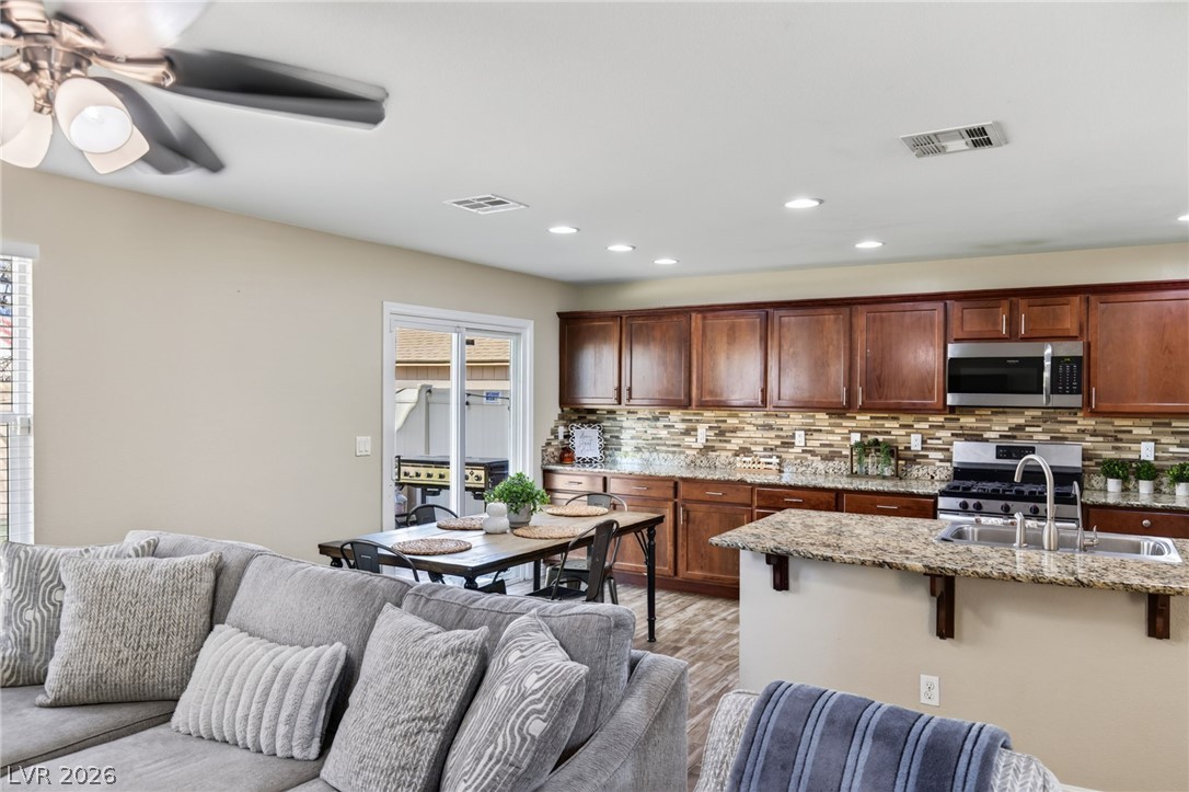 1516 Teasdale Avenue North Las Vegas NV 89032