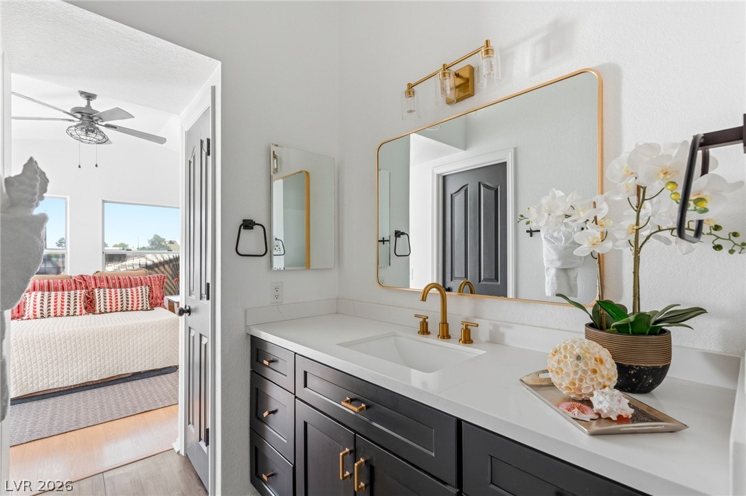 8233 Hydra Lane Las Vegas NV 89128