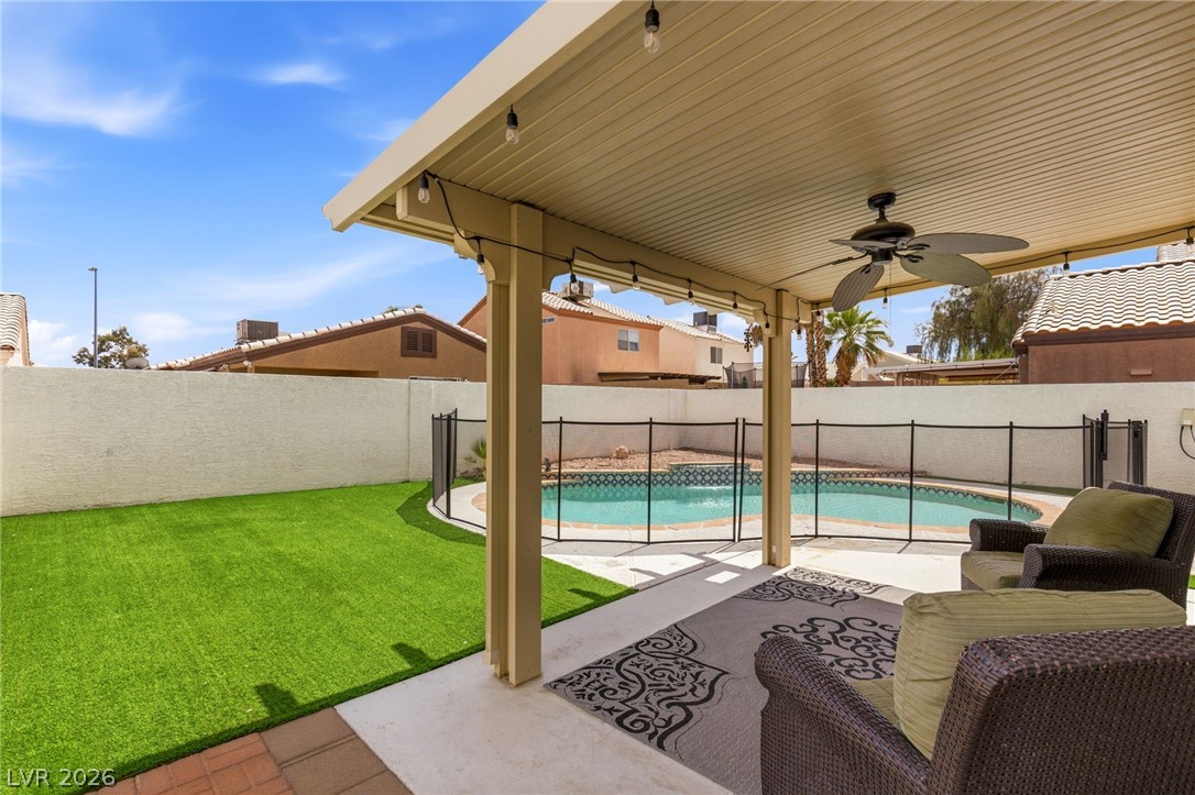 8233 Hydra Lane Las Vegas NV 89128