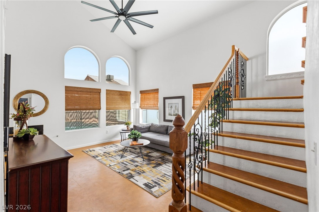 8233 Hydra Lane Las Vegas NV 89128