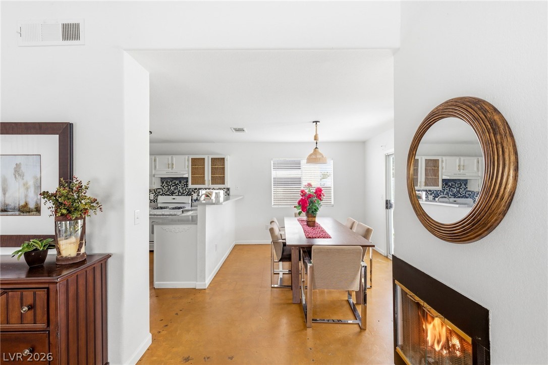 8233 Hydra Lane Las Vegas NV 89128