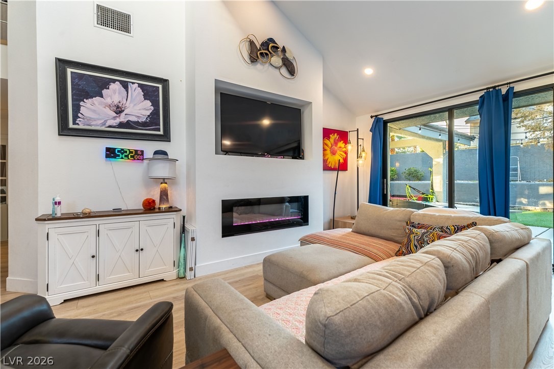 2929 Hampton Bluff Street Las Vegas NV 89117