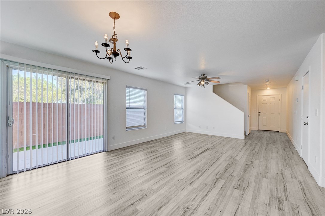 194 Gilliflower Avenue Las Vegas NV 89183
