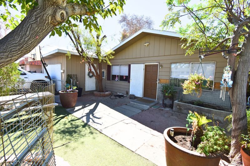 5305 Camden Avenue Las Vegas NV 89122