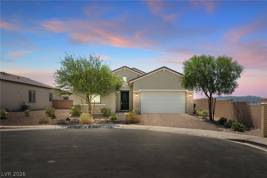 879 Klamath Springs Street Henderson NV 89011