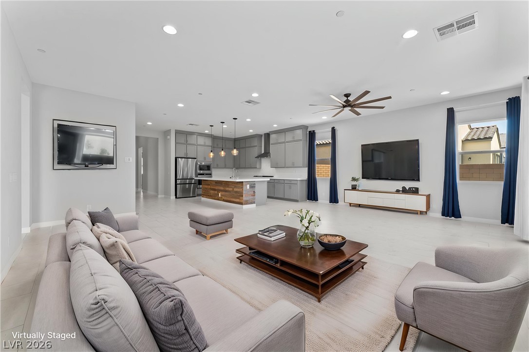 879 Klamath Springs Street Henderson NV 89011