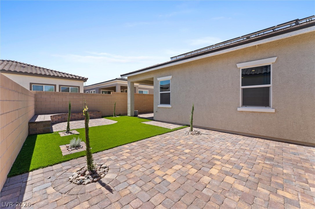 879 Klamath Springs Street Henderson NV 89011