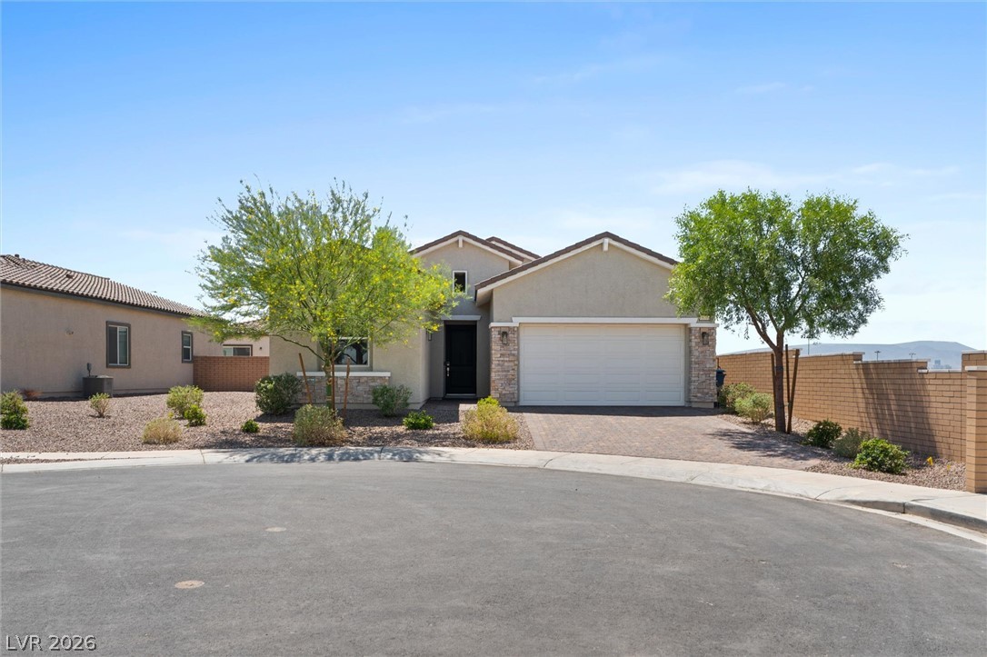 879 Klamath Springs Street Henderson NV 89011
