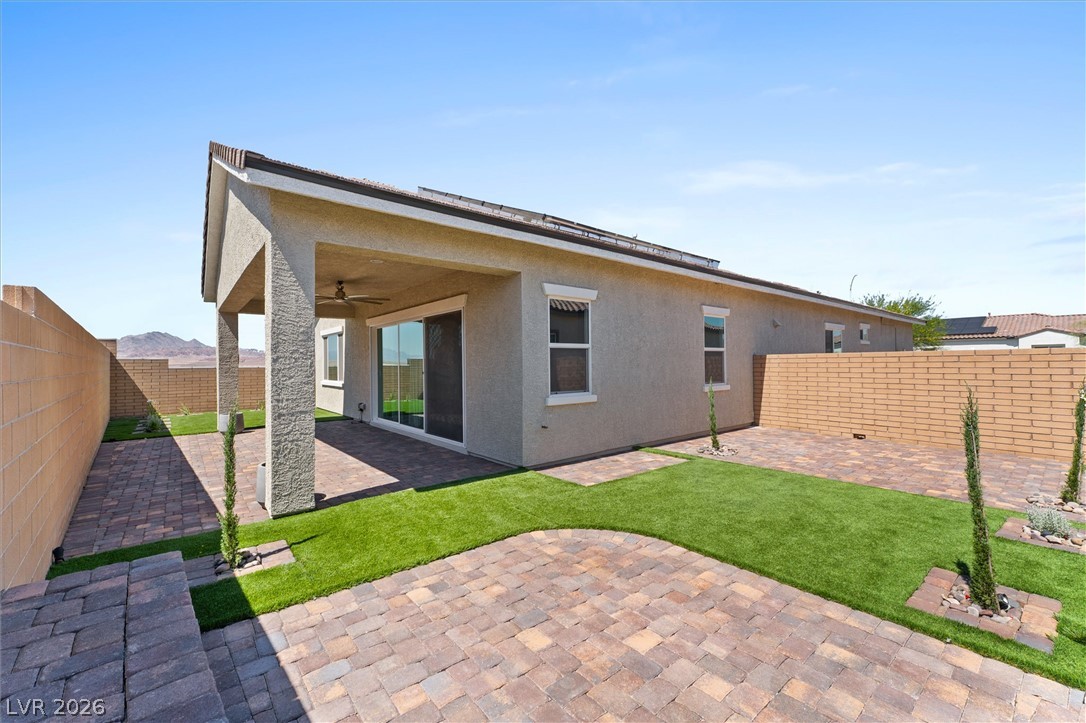 879 Klamath Springs Street Henderson NV 89011