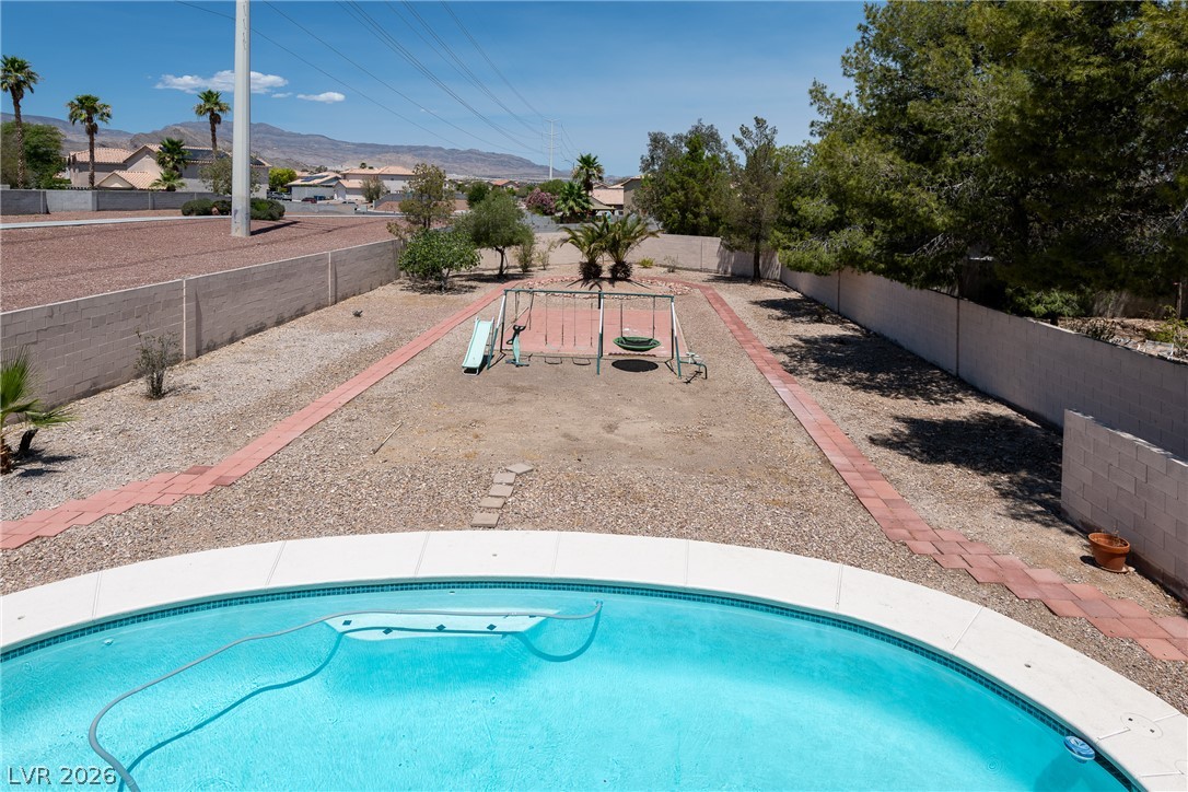 8332 Spring Arts Avenue Las Vegas NV 89129