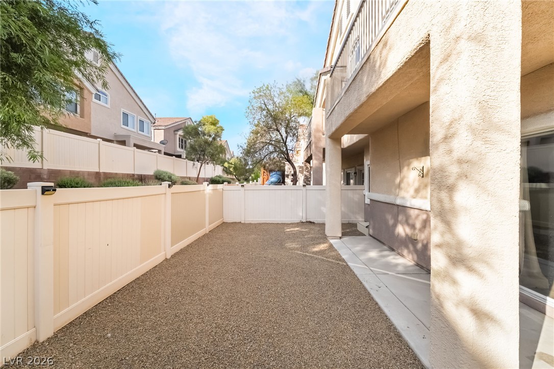 1080 Slate Crossing Lane 3 Henderson NV 89002