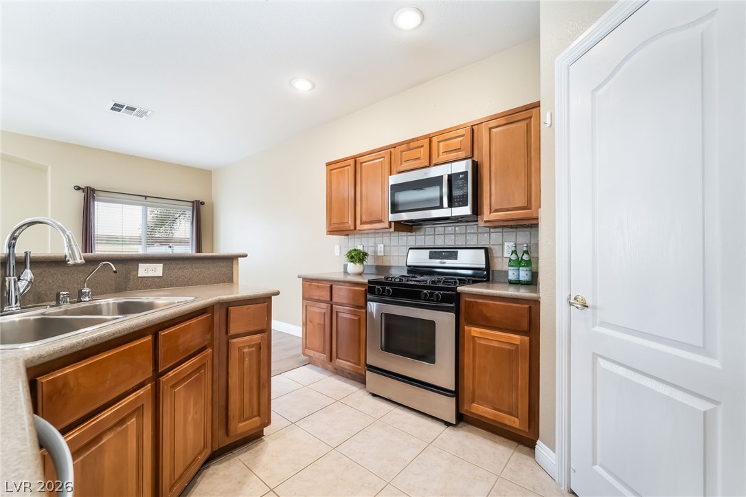 1080 Slate Crossing Lane 3 Henderson NV 89002