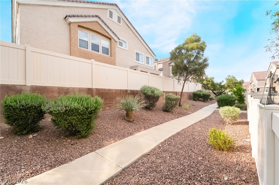1080 Slate Crossing Lane 3 Henderson NV 89002