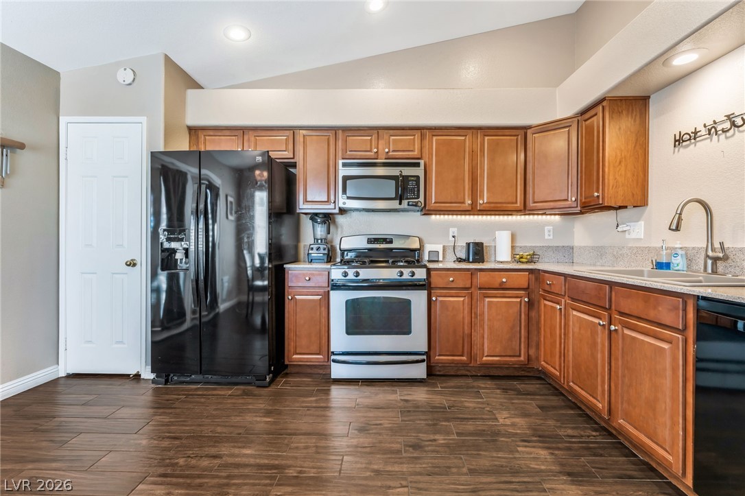 9301 Mountain Range Avenue Las Vegas NV 89129
