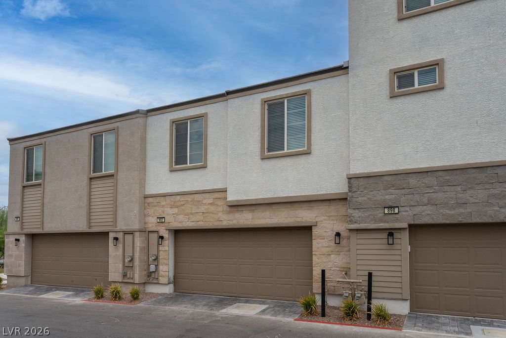 902 Bronzite Street Henderson NV 89011