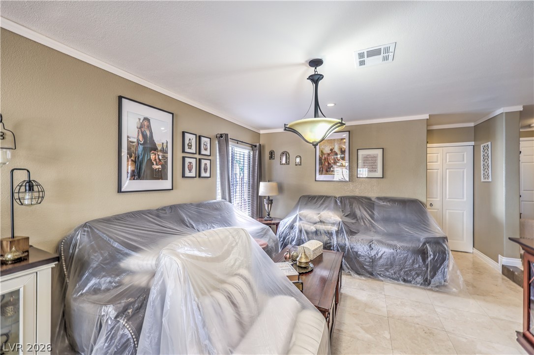 3352 Bridgeport Drive Las Vegas NV 89121