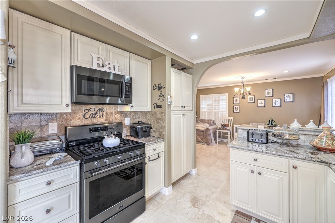 3352 Bridgeport Drive Las Vegas NV 89121