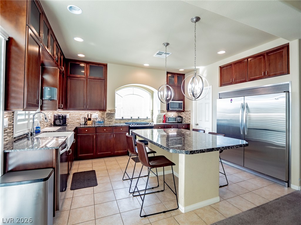 8104 Russell Creek Court Las Vegas NV 89139