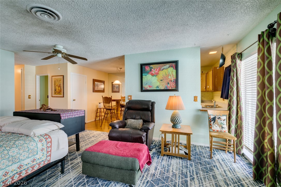2556 Paradise Village Way Las Vegas NV 89120