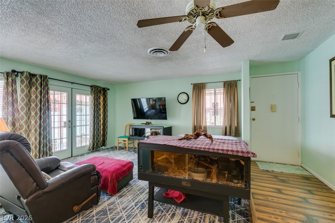 2556 Paradise Village Way Las Vegas NV 89120