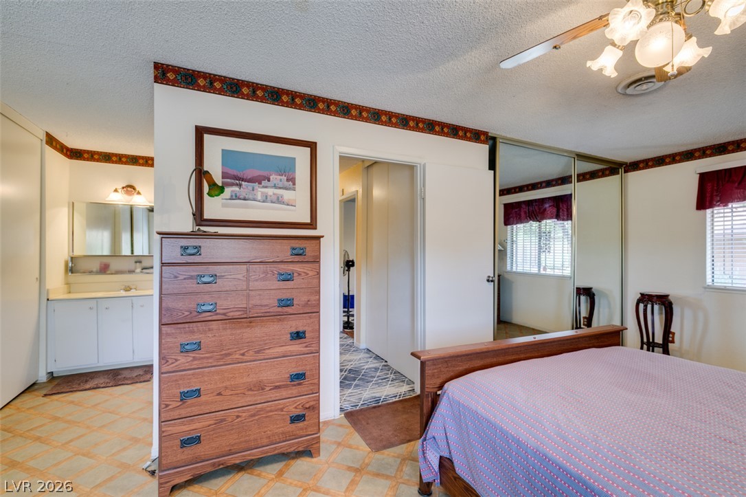 2556 Paradise Village Way Las Vegas NV 89120