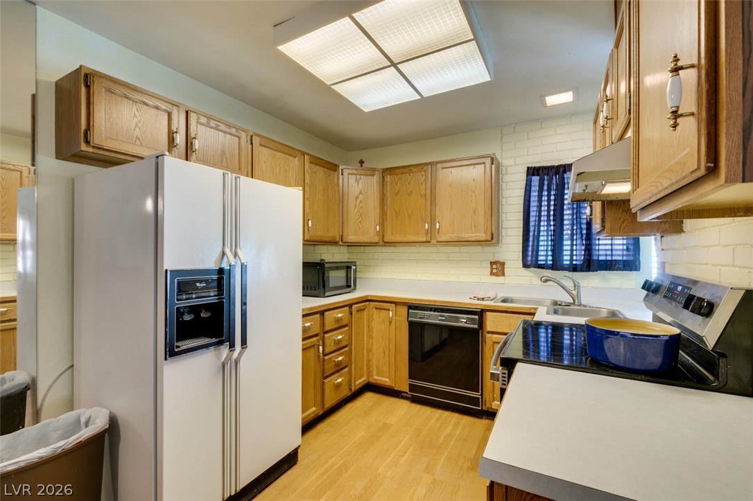 2556 Paradise Village Way Las Vegas NV 89120