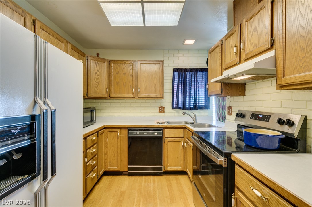 2556 Paradise Village Way Las Vegas NV 89120