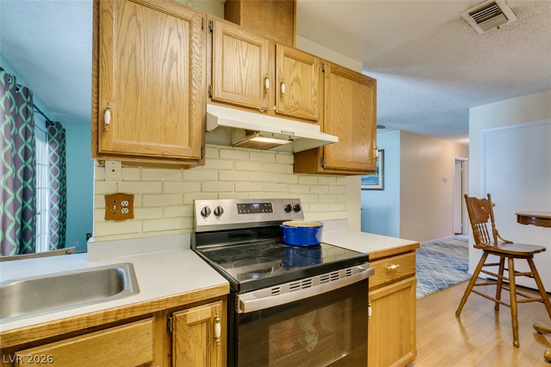 2556 Paradise Village Way Las Vegas NV 89120
