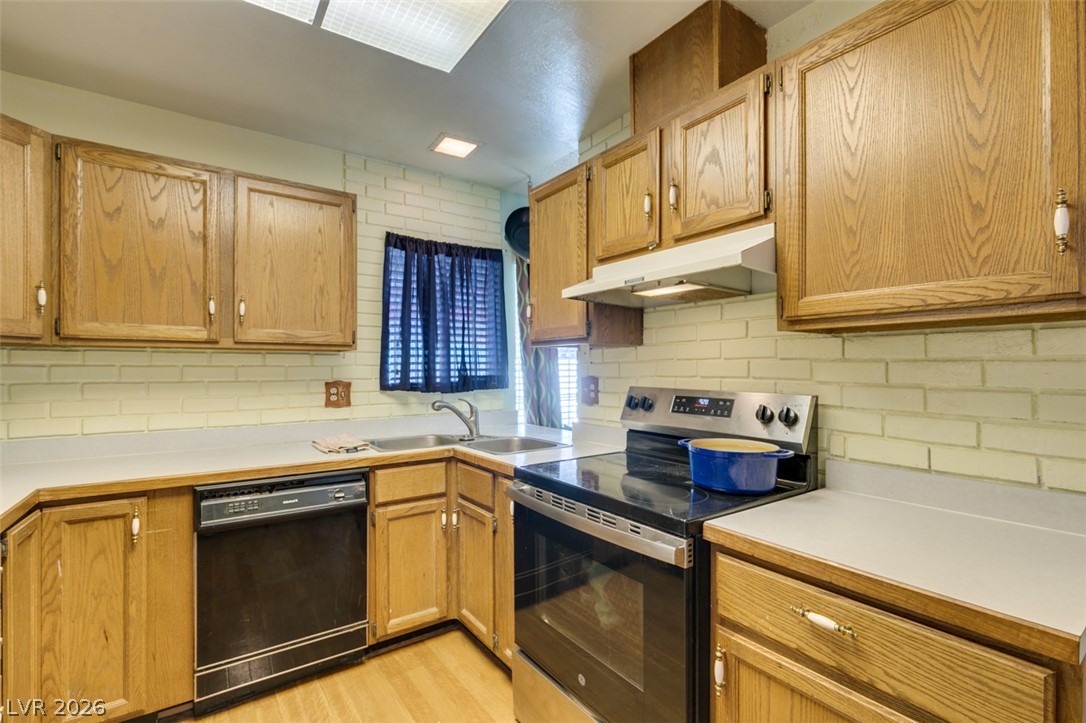 2556 Paradise Village Way Las Vegas NV 89120