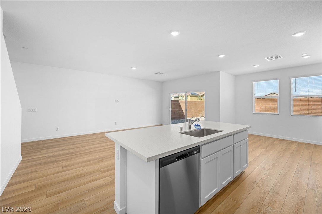 8154 Gusty Brook Street Las Vegas NV 89113