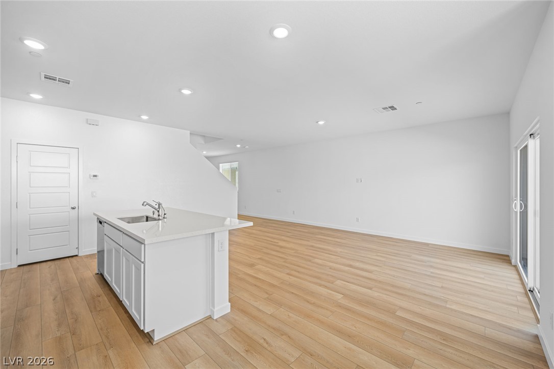 8154 Gusty Brook Street Las Vegas NV 89113