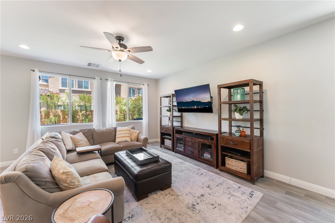 10816 Edgestone Avenue Las Vegas NV 89166