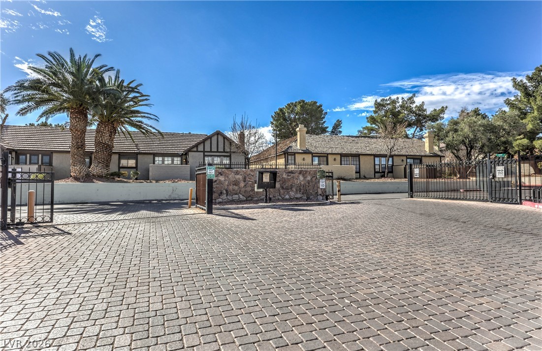 3953 Landsdown Place Las Vegas NV 89121