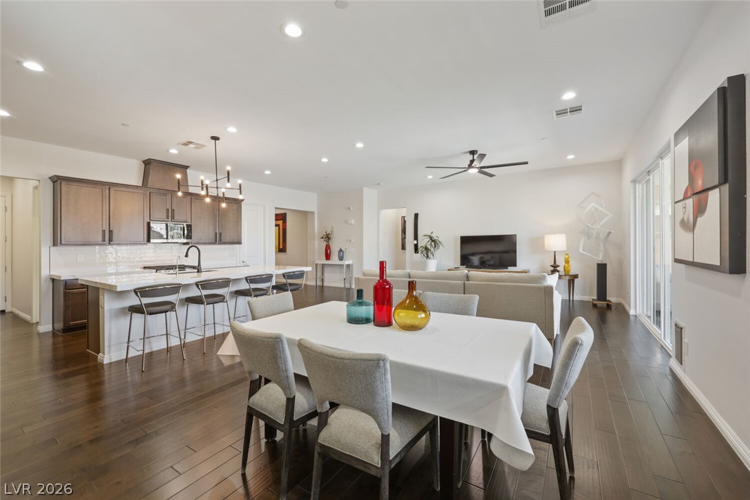 3084 Porte La Paz Avenue Henderson NV 89044