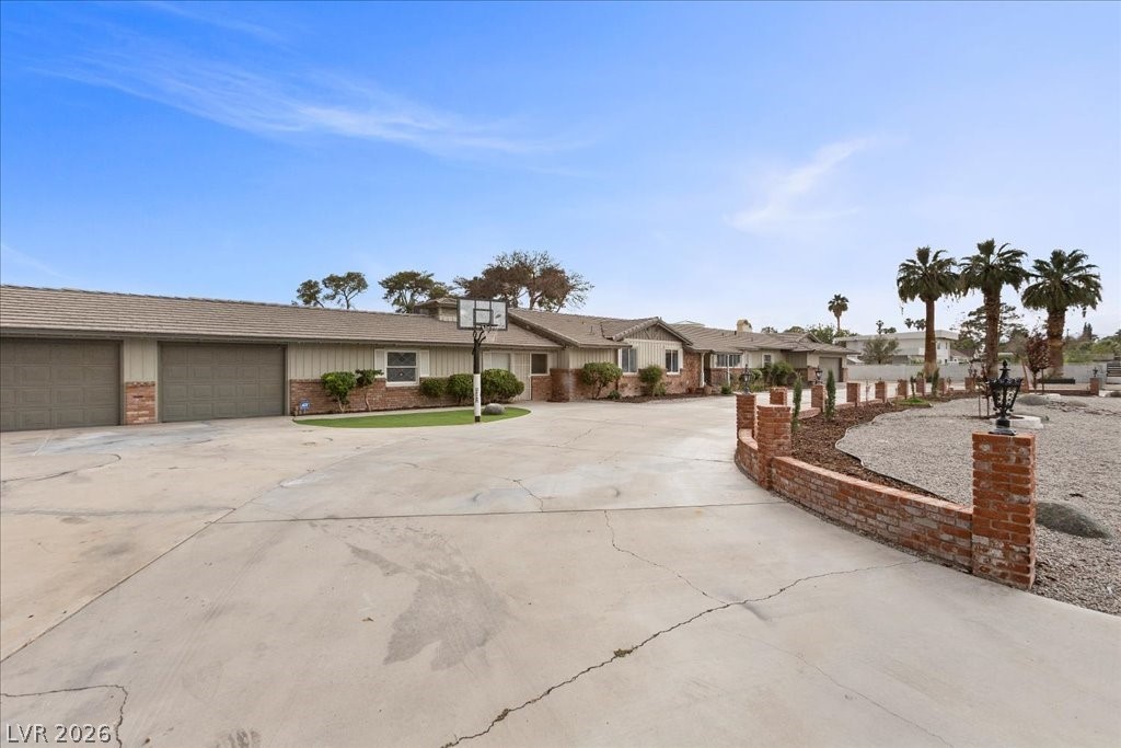 2211 Edgewood Avenue Las Vegas NV 89102
