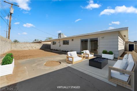 6208 Cromwell Avenue Las Vegas NV 89107