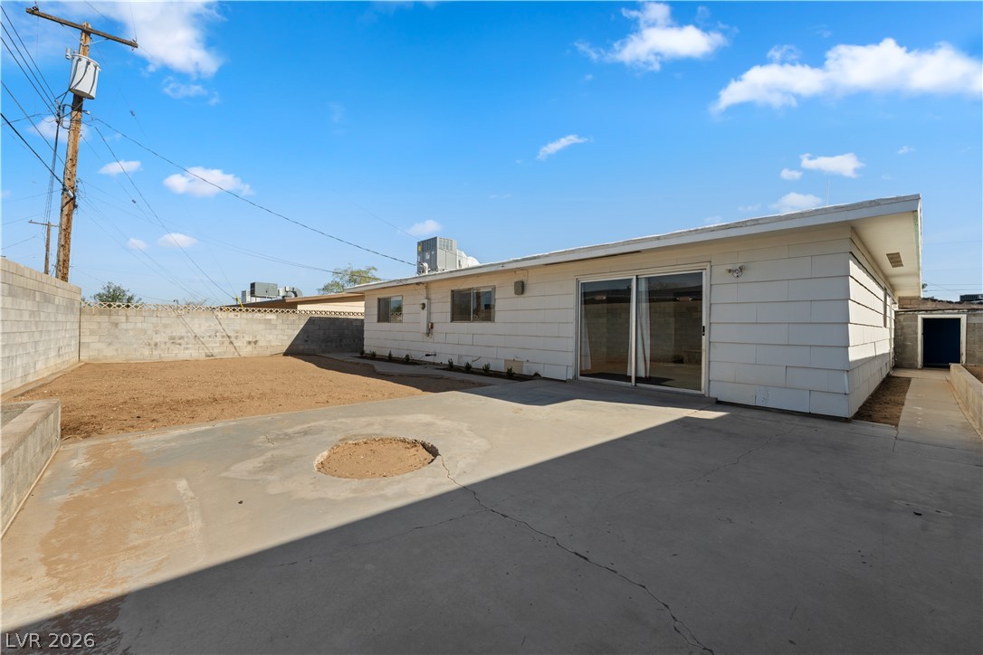 6208 Cromwell Avenue Las Vegas NV 89107