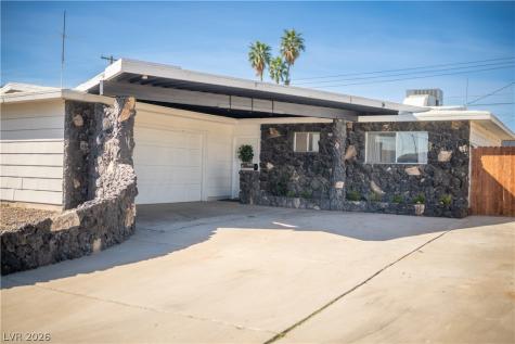 6208 Cromwell Avenue Las Vegas NV 89107