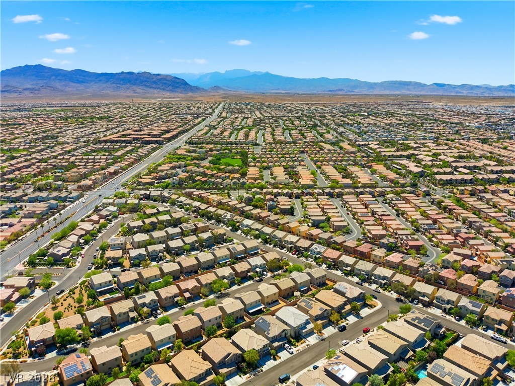 8144 Winterfell Place Las Vegas NV 89166