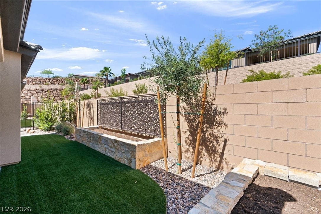 135 Grannus Creek Lane Henderson NV 89011